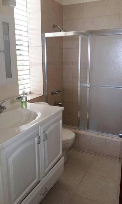 Ocho Rios 2 Bedroom Apartment/Flat Ngoại thất bức ảnh